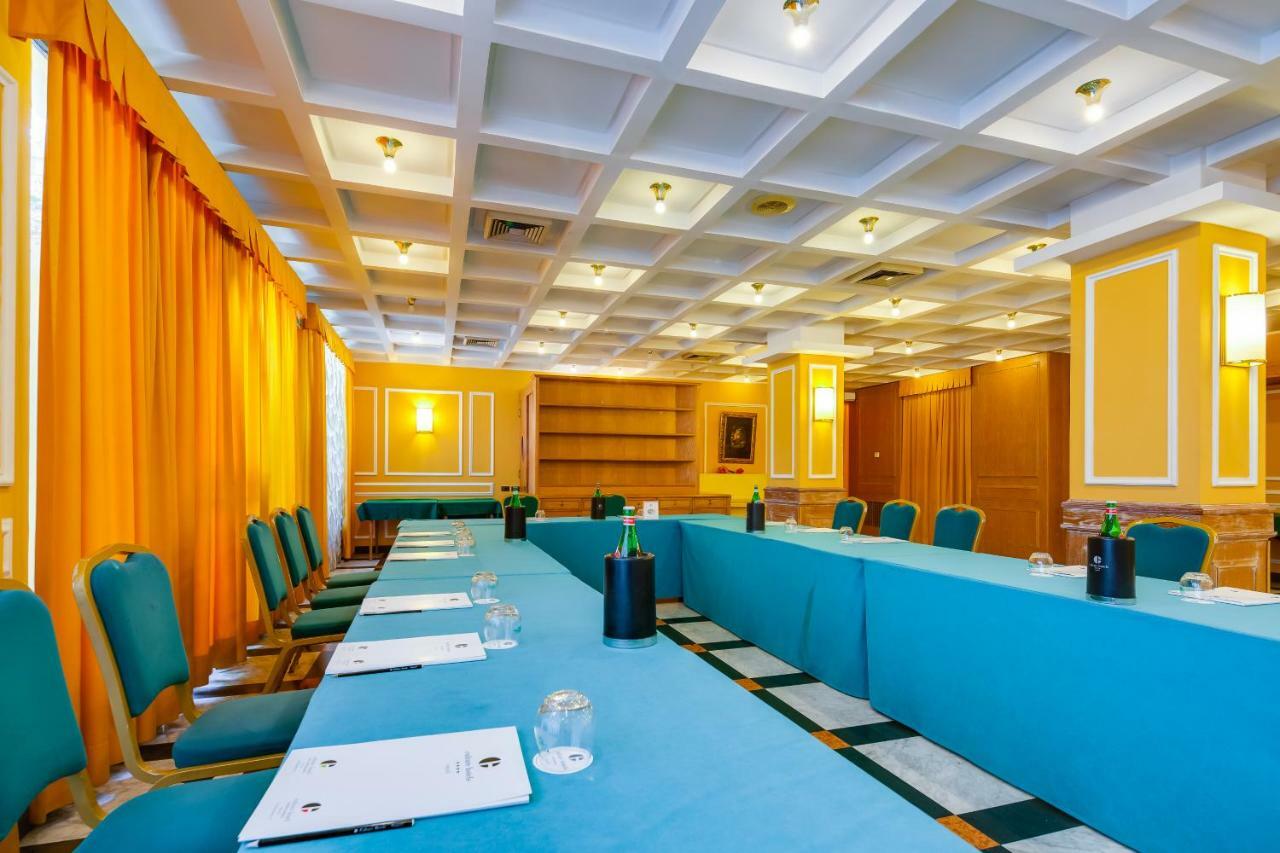 Culture Capodimonte Hotel Neapel
