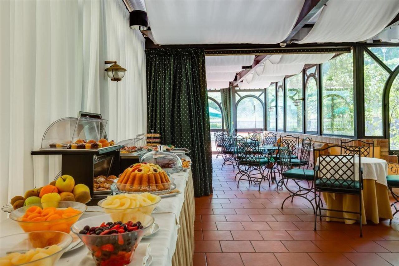 Culture Capodimonte Hotel Neapel